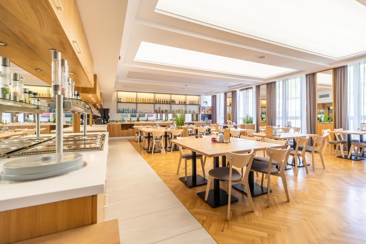 Seapark Hotel Wellness & Spa Kołobrzeg Buitenkant foto